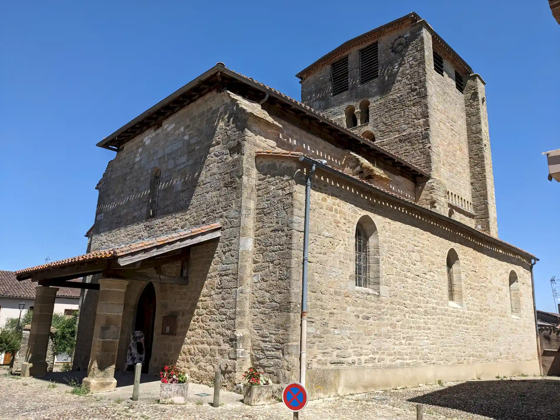 You are currently viewing Église romane de Dénat